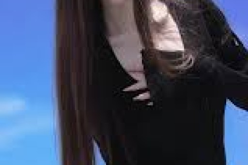 李佳琦直播间方面回应：李佳琦未婚、不退休“退出直播事业”为误读