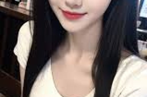 曝男明星KTV亲女网红